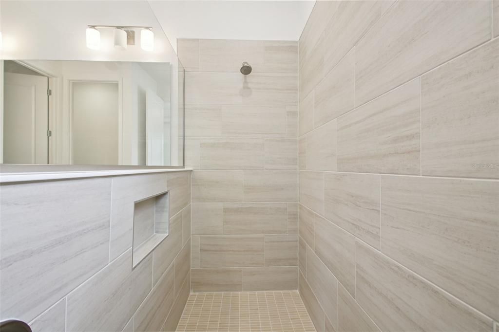 Active With Contract: $449,990 (4 beds, 3 baths, 2487 Square Feet)