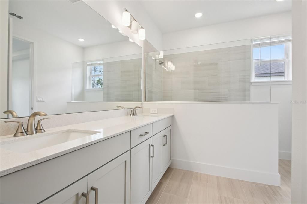 Active With Contract: $449,990 (4 beds, 3 baths, 2487 Square Feet)