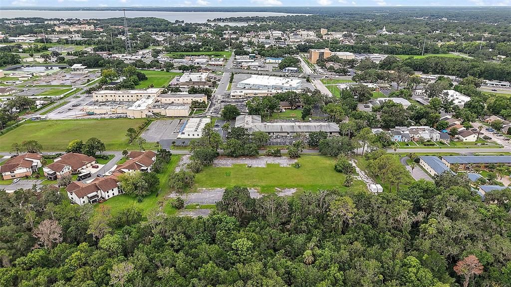 合同活跃: $545,000 (2.68 acres)