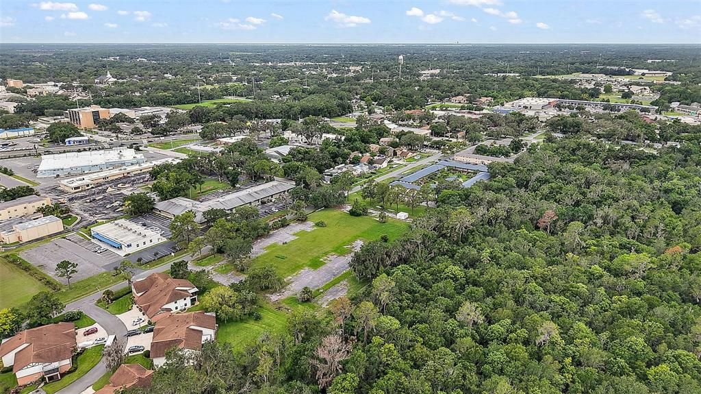 合同活跃: $545,000 (2.68 acres)