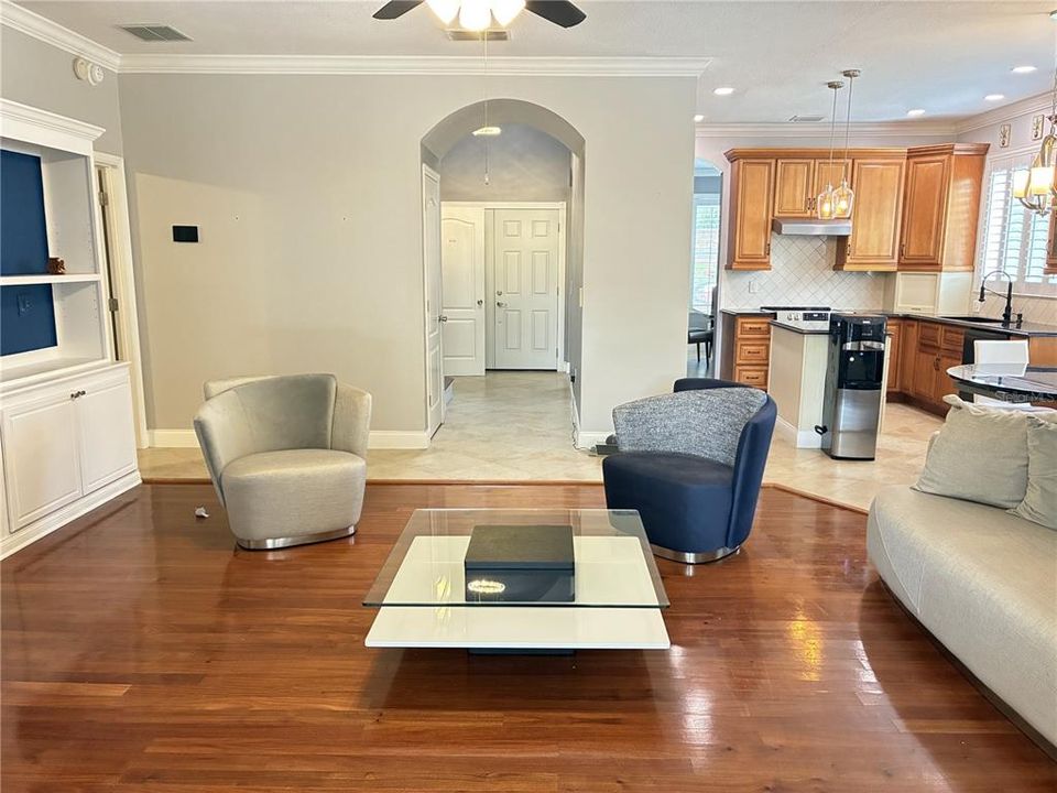 En Renta: $3,650 (5 camas, 3 baños, 2935 Pies cuadrados)