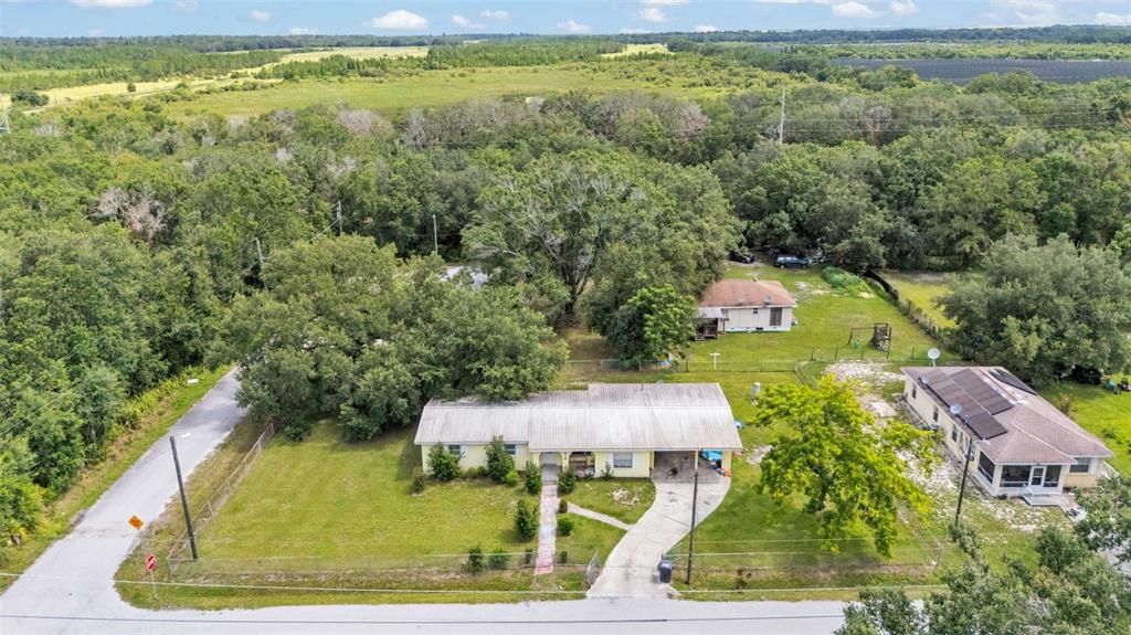 待售: $300,000 (4 贝兹, 3 浴室, 1612 平方英尺)