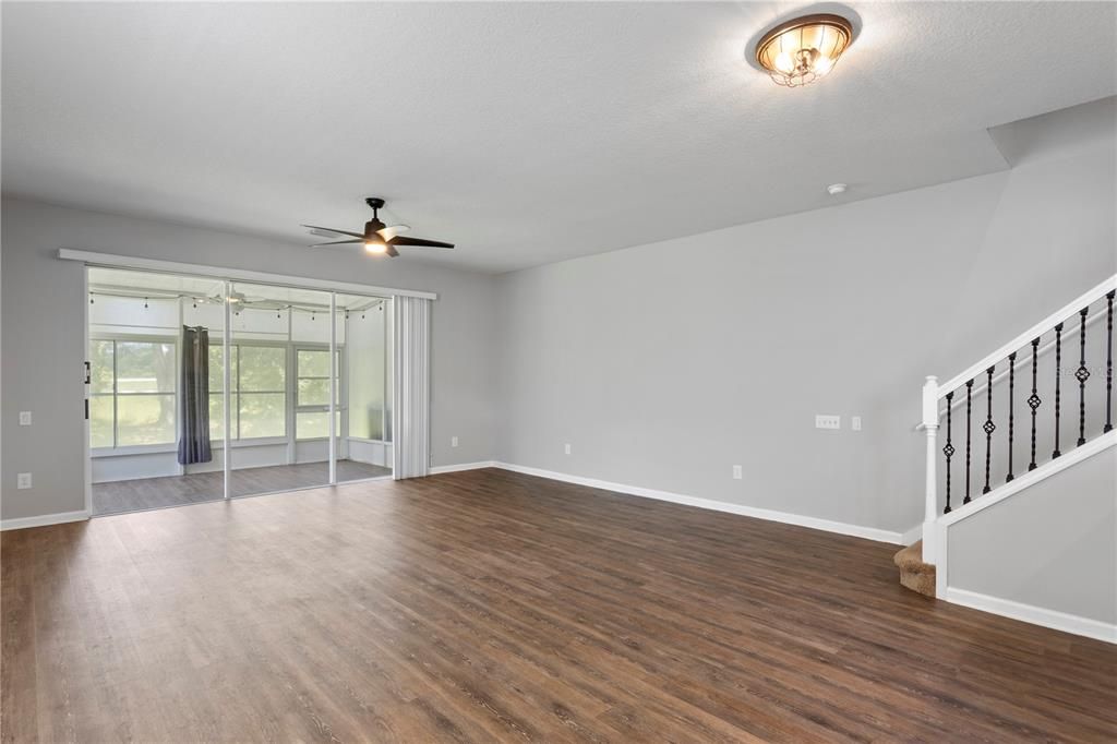 For Sale: $295,000 (3 beds, 2 baths, 1790 Square Feet)