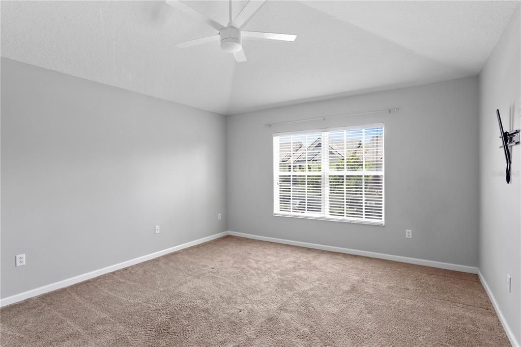 For Sale: $295,000 (3 beds, 2 baths, 1790 Square Feet)
