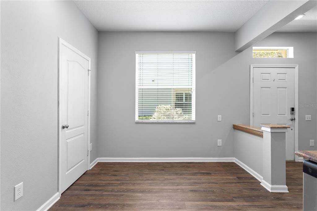 For Sale: $295,000 (3 beds, 2 baths, 1790 Square Feet)