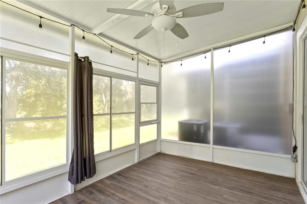 For Sale: $295,000 (3 beds, 2 baths, 1790 Square Feet)