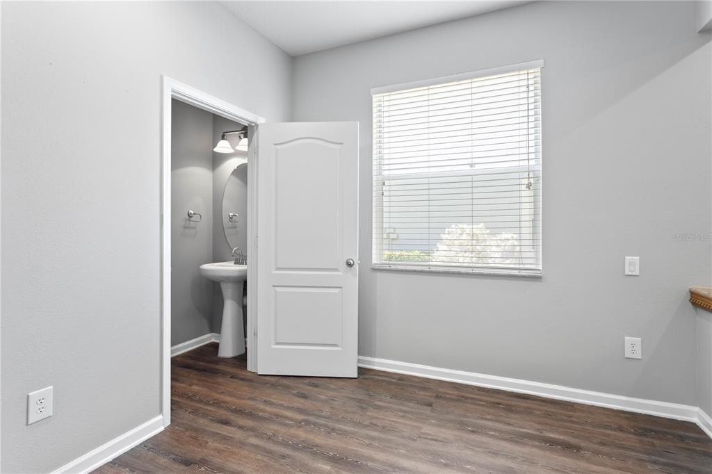 For Sale: $295,000 (3 beds, 2 baths, 1790 Square Feet)
