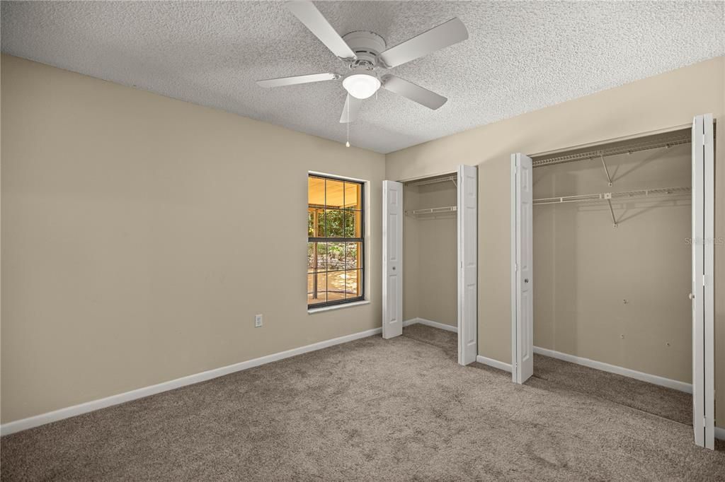 Под контрактом: $259,900 (3 спален, 2 ванн, 1651 Квадратных фут)