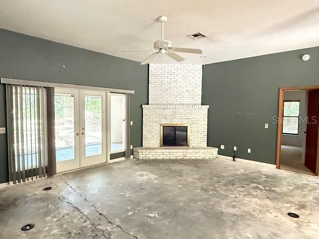 Active With Contract: $285,000 (3 beds, 2 baths, 2120 Square Feet)