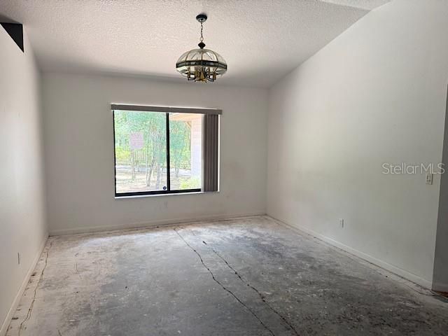 Active With Contract: $285,000 (3 beds, 2 baths, 2120 Square Feet)