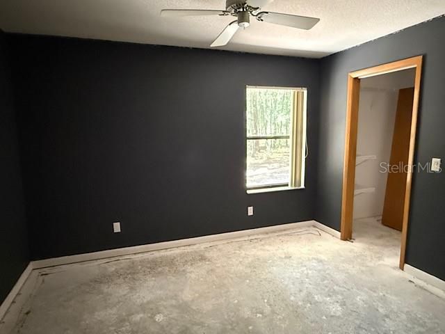 Active With Contract: $285,000 (3 beds, 2 baths, 2120 Square Feet)