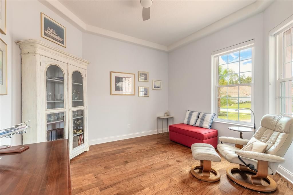 For Sale: $830,000 (3 beds, 3 baths, 2536 Square Feet)