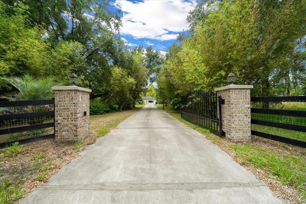 На продажу: $750,000 (3 спален, 2 ванн, 1426 Квадратных фут)