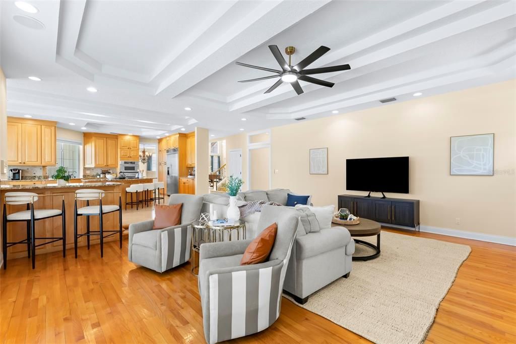 For Sale: $1,949,000 (5 beds, 5 baths, 5284 Square Feet)