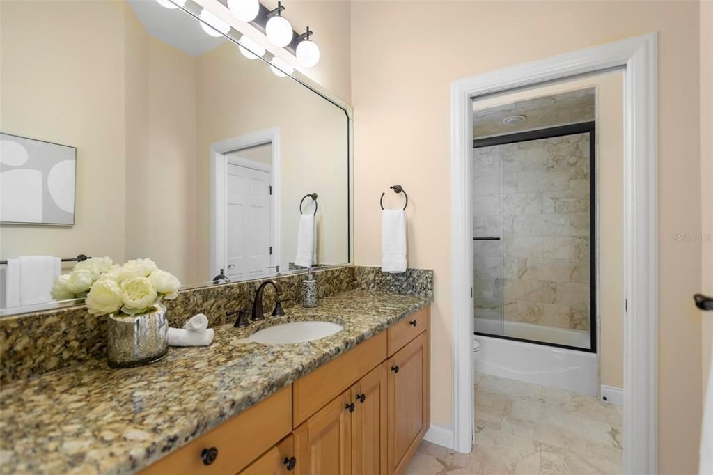 For Sale: $1,949,000 (5 beds, 5 baths, 5284 Square Feet)