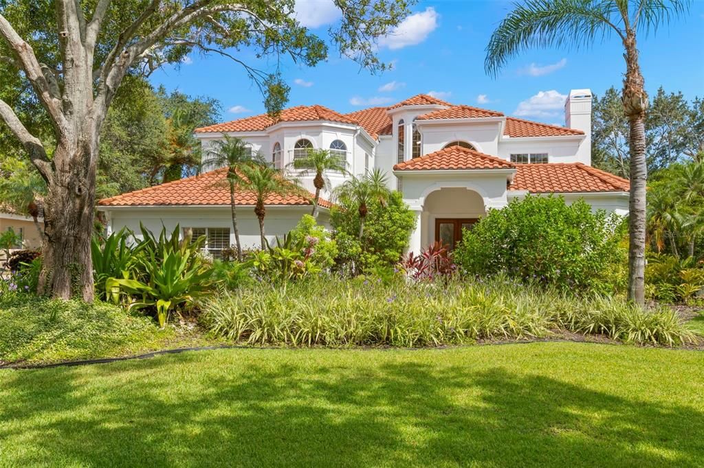 For Sale: $1,949,000 (5 beds, 5 baths, 5284 Square Feet)