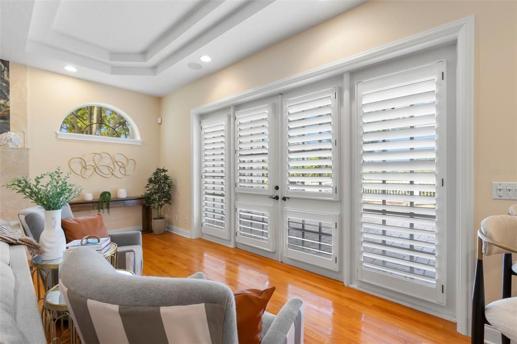 For Sale: $1,949,000 (5 beds, 5 baths, 5284 Square Feet)