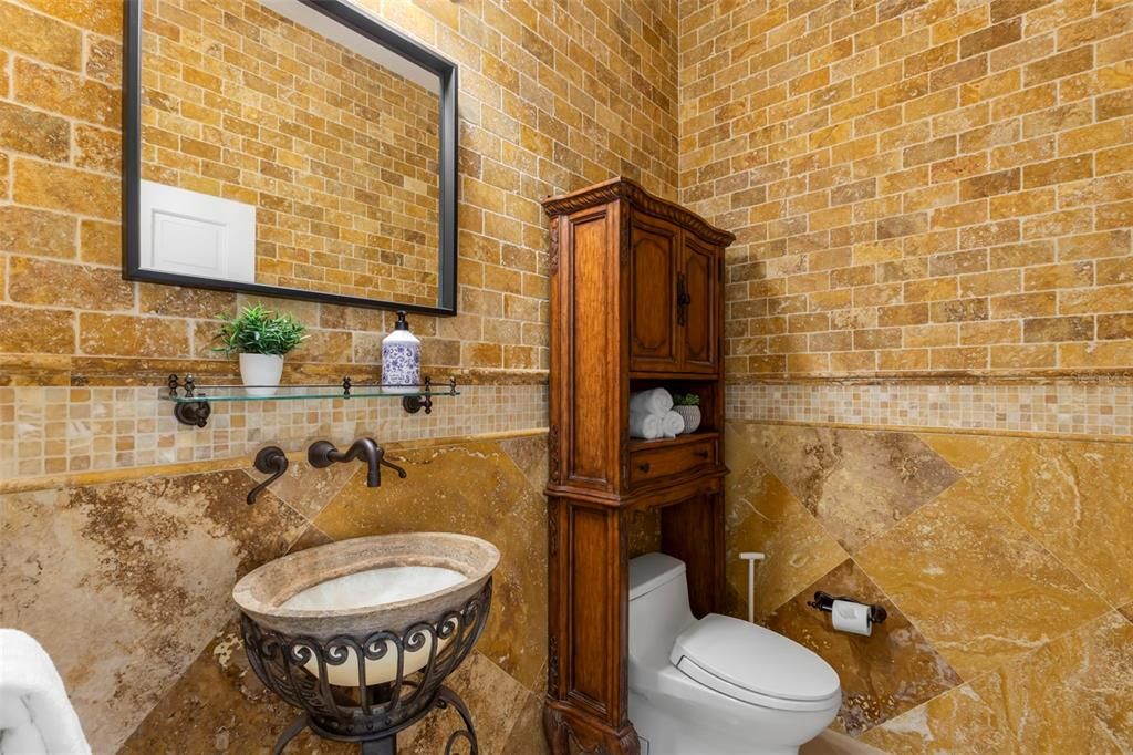 For Sale: $1,949,000 (5 beds, 5 baths, 5284 Square Feet)