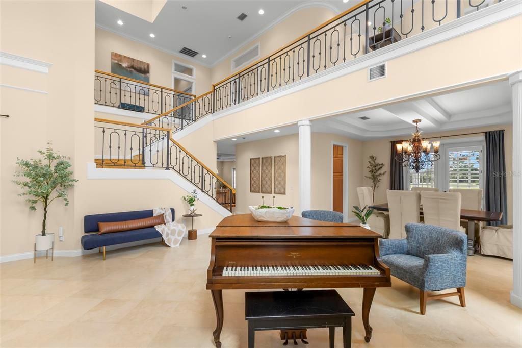 For Sale: $1,949,000 (5 beds, 5 baths, 5284 Square Feet)