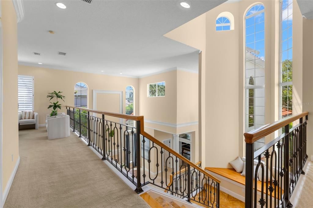 For Sale: $1,949,000 (5 beds, 5 baths, 5284 Square Feet)