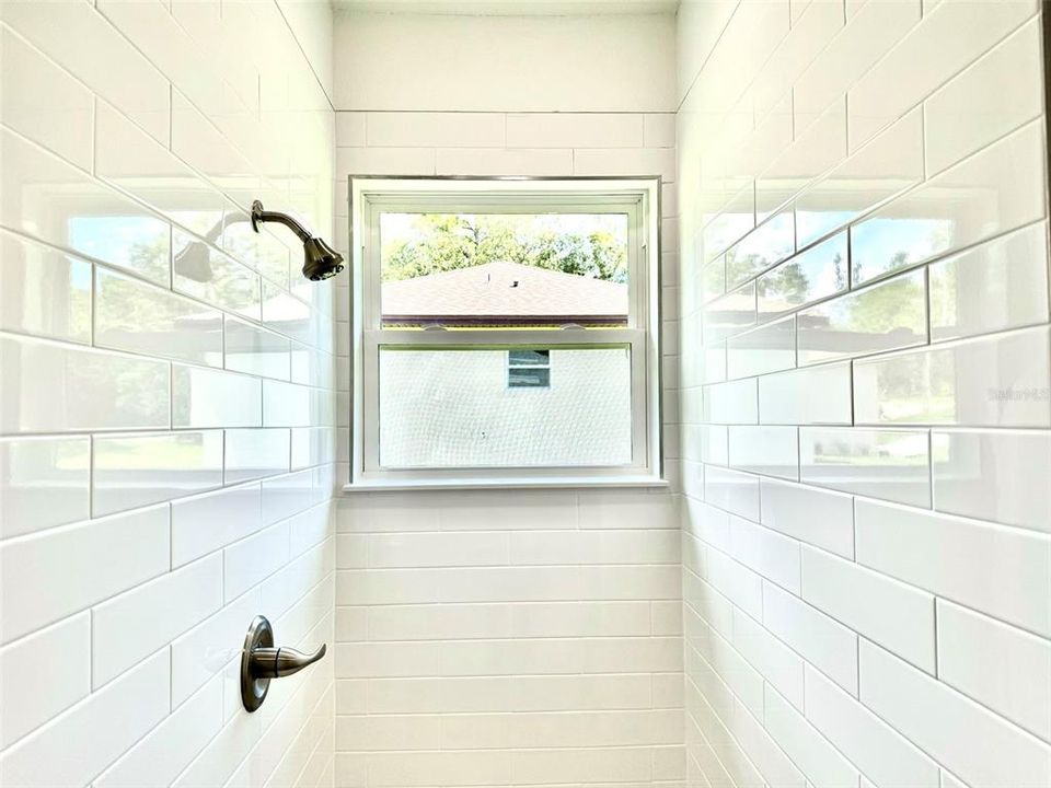 出租: $1,950 (4 贝兹, 2 浴室, 1503 平方英尺)