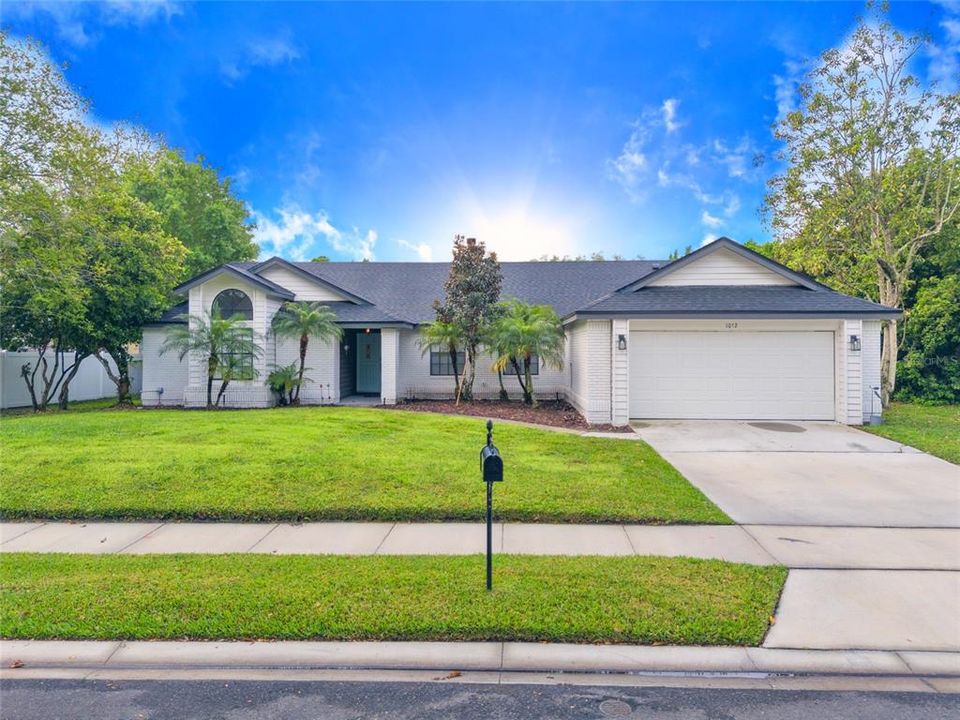 最近租的: $3,999 (4 贝兹, 3 浴室, 2196 平方英尺)