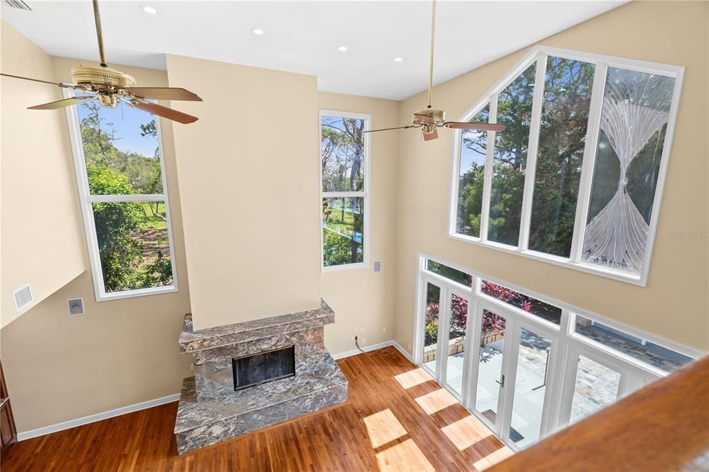 На продажу: $4,399,000 (10 спален, 9 ванн, 10619 Квадратных фут)