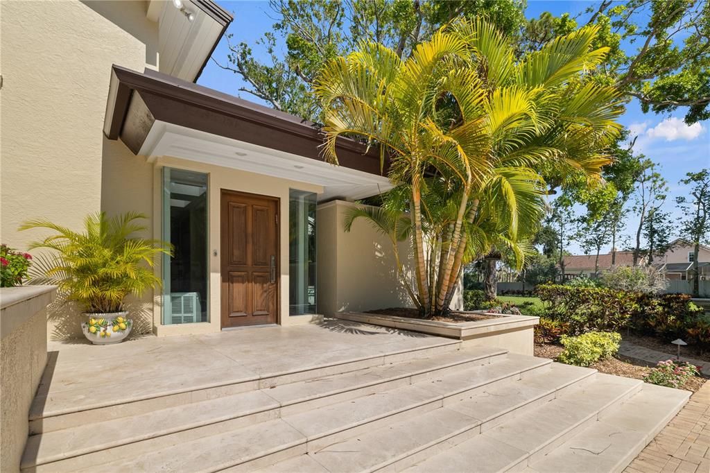 На продажу: $4,399,000 (10 спален, 9 ванн, 10619 Квадратных фут)