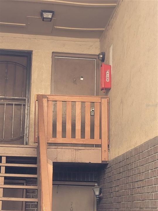 For Sale: $109,000 (2 beds, 2 baths, 940 Square Feet)