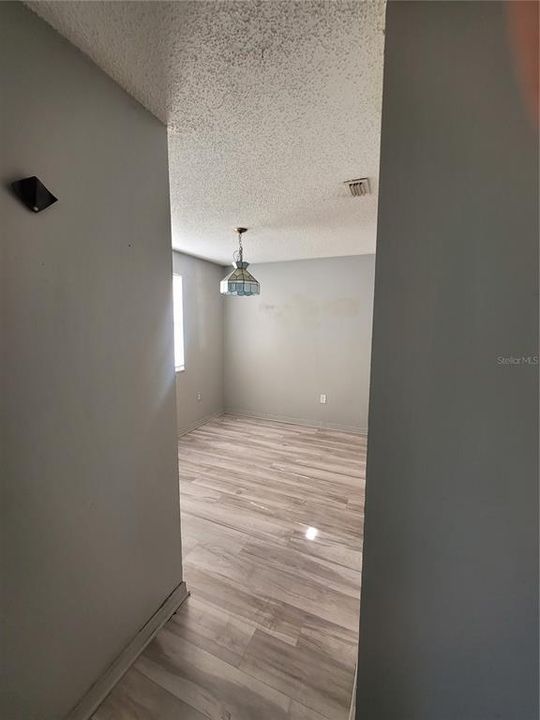 For Sale: $109,000 (2 beds, 2 baths, 940 Square Feet)