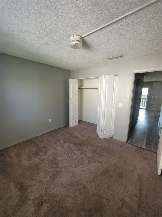 For Sale: $109,000 (2 beds, 2 baths, 940 Square Feet)
