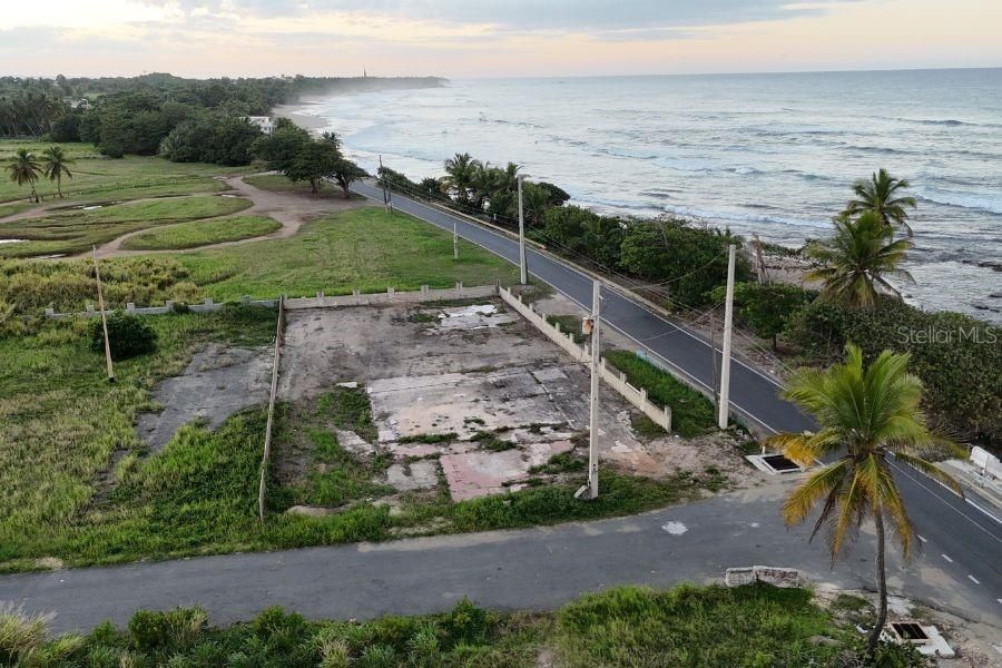 待售: $230,000 (0.25 acres)