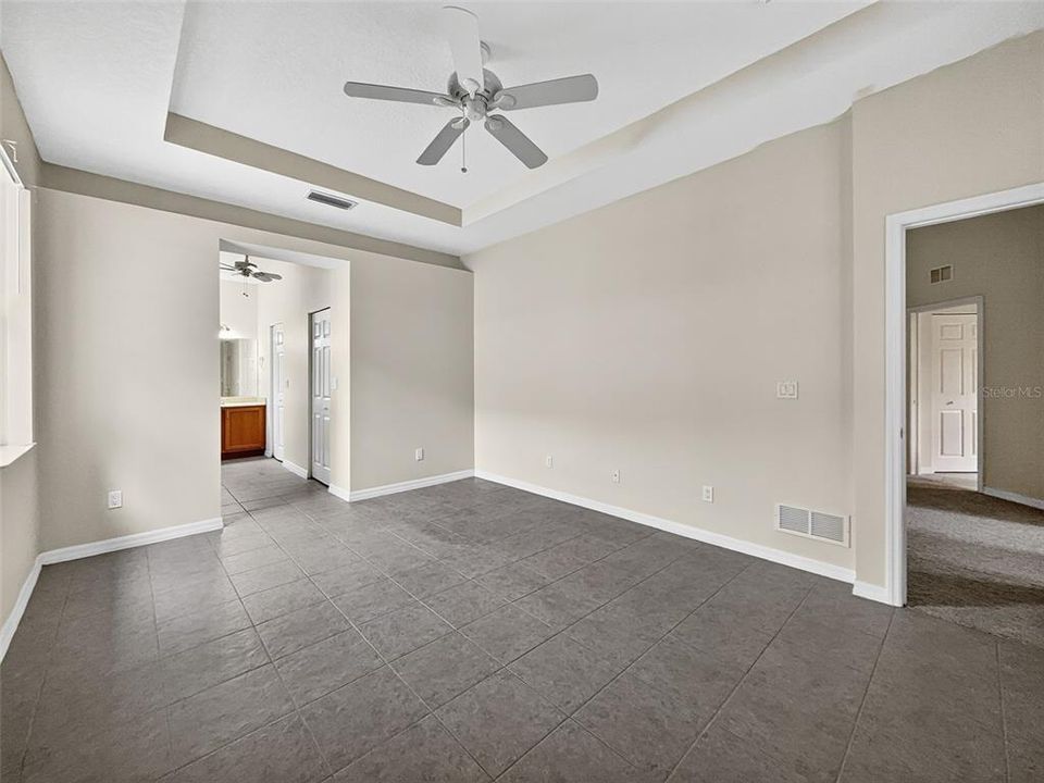 Activo con contrato: $325,000 (2 camas, 2 baños, 1578 Pies cuadrados)