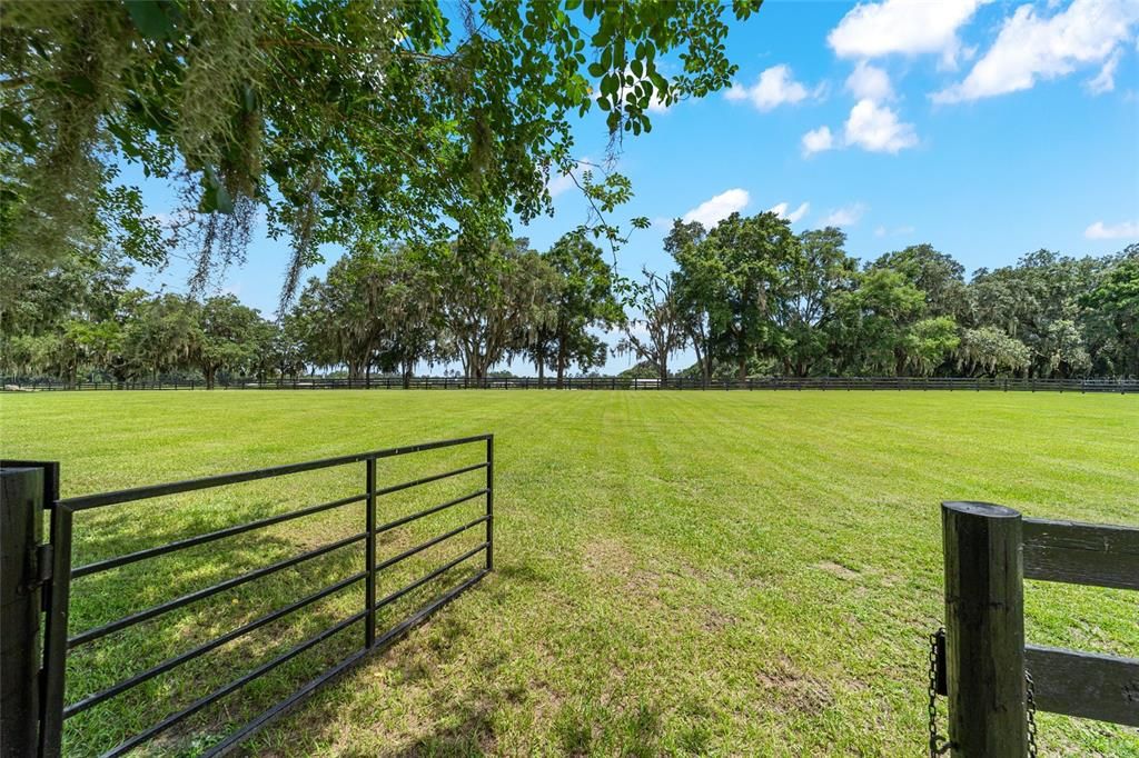 En Venta: $2,790,000 (3 camas, 2 baños, 2000 Pies cuadrados)