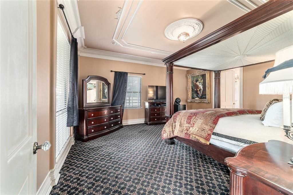 En Venta: $2,790,000 (3 camas, 2 baños, 2000 Pies cuadrados)