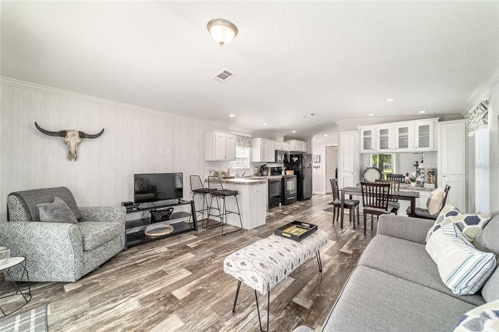 En Venta: $2,790,000 (3 camas, 2 baños, 2000 Pies cuadrados)