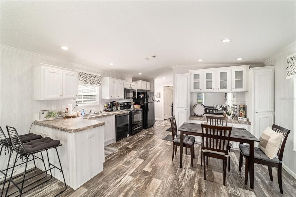 En Venta: $2,790,000 (3 camas, 2 baños, 2000 Pies cuadrados)