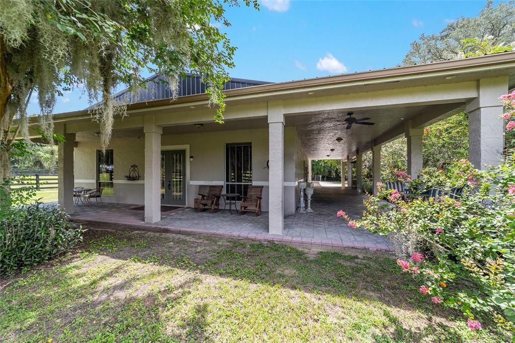 En Venta: $2,790,000 (3 camas, 2 baños, 2000 Pies cuadrados)