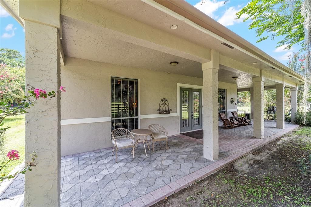 En Venta: $2,790,000 (3 camas, 2 baños, 2000 Pies cuadrados)