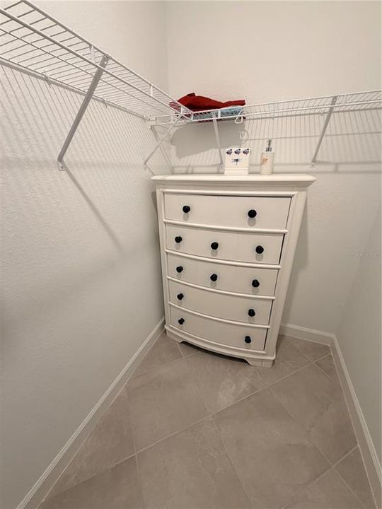 For Rent: $3,200 (2 beds, 2 baths, 1569 Square Feet)