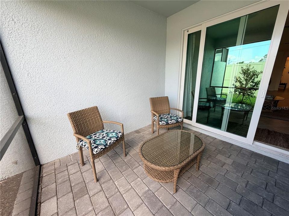 For Rent: $3,200 (2 beds, 2 baths, 1569 Square Feet)