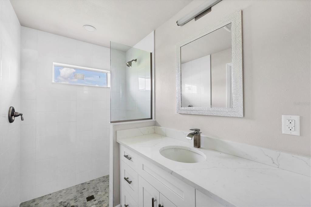 En Venta: $1,150,000 (9 camas, 0 baños, 4509 Pies cuadrados)