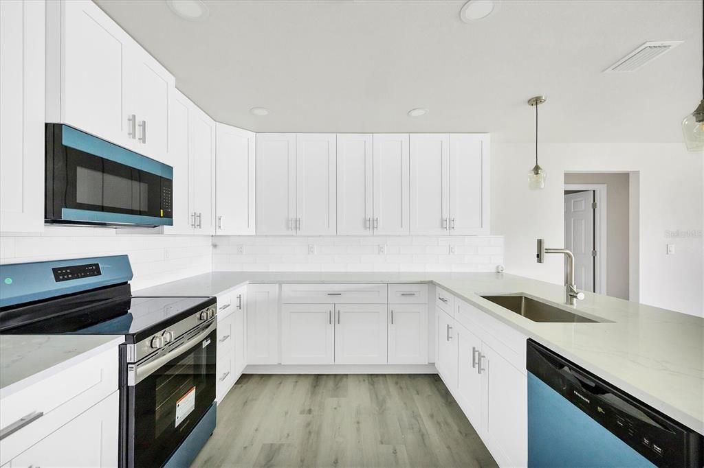 En Venta: $1,150,000 (9 camas, 0 baños, 4509 Pies cuadrados)