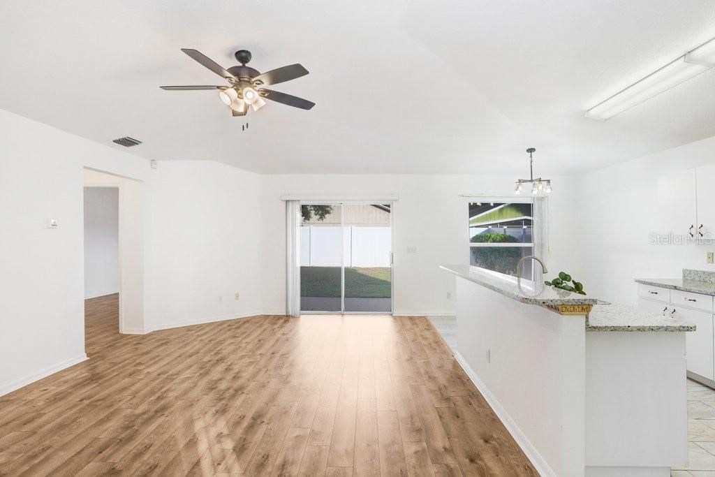 待售: $365,000 (3 贝兹, 2 浴室, 1629 平方英尺)