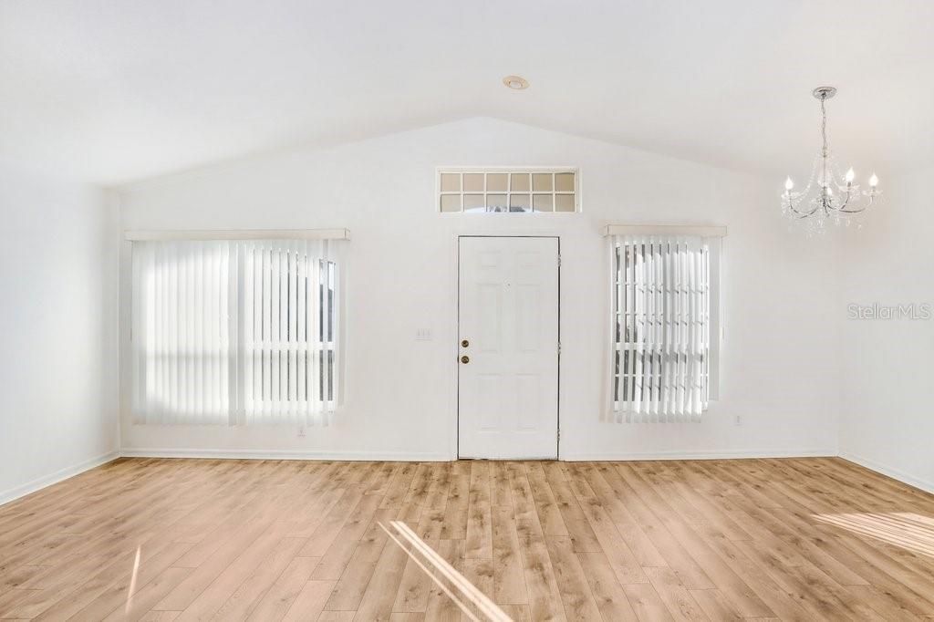 待售: $365,000 (3 贝兹, 2 浴室, 1629 平方英尺)