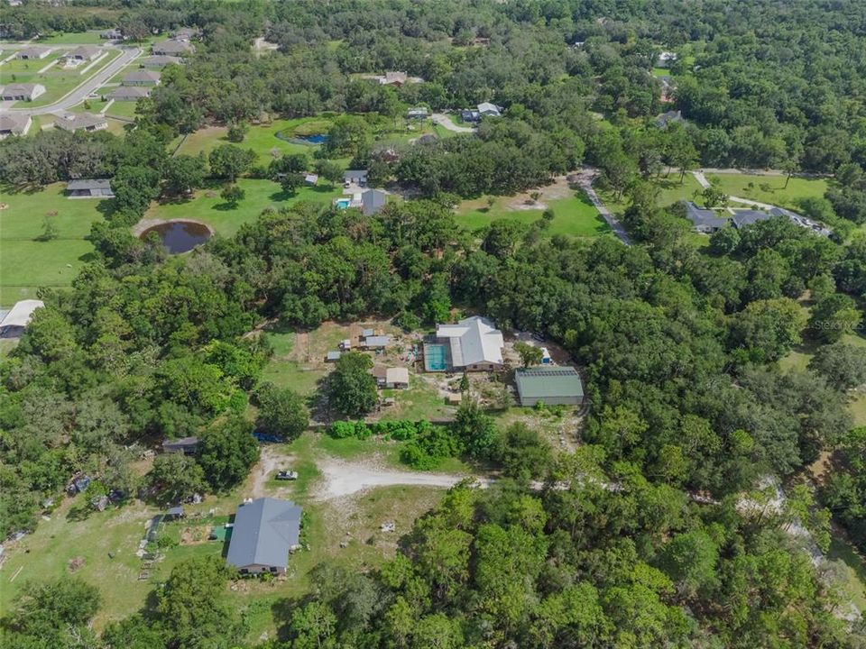 合同活跃: $895,000 (4 贝兹, 3 浴室, 2804 平方英尺)