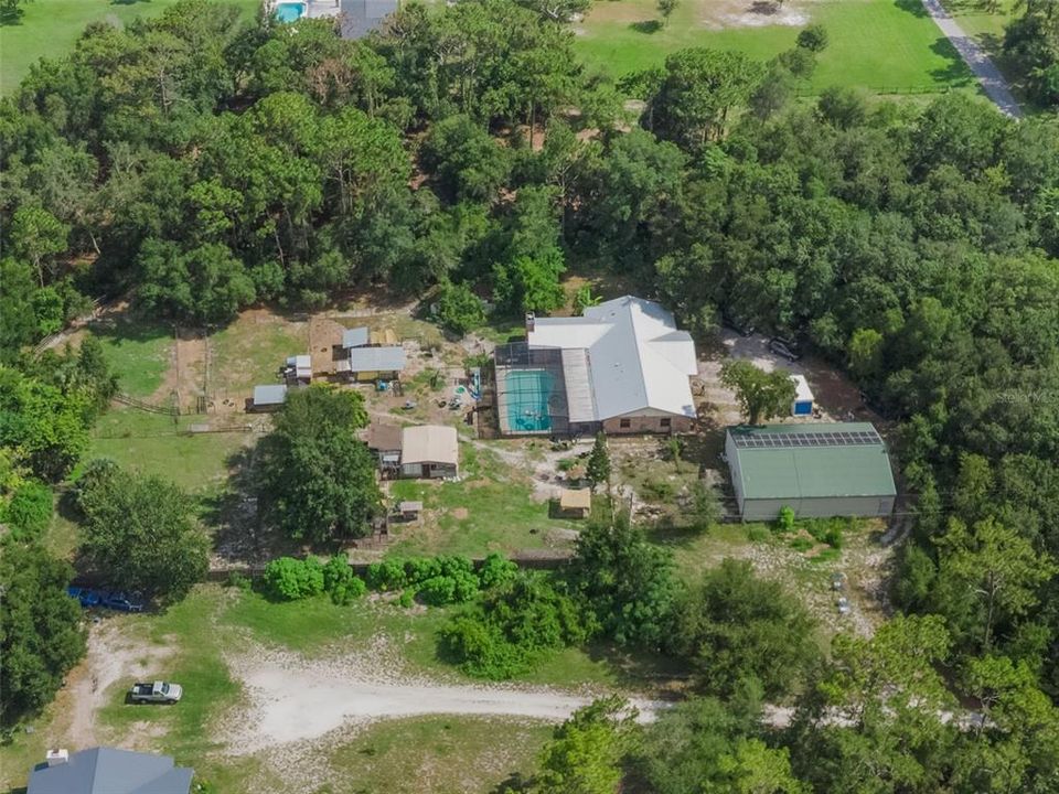 合同活跃: $895,000 (4 贝兹, 3 浴室, 2804 平方英尺)