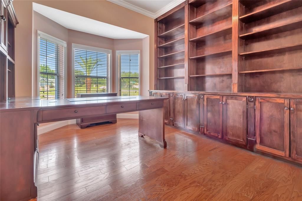 En Venta: $749,900 (4 camas, 3 baños, 3592 Pies cuadrados)