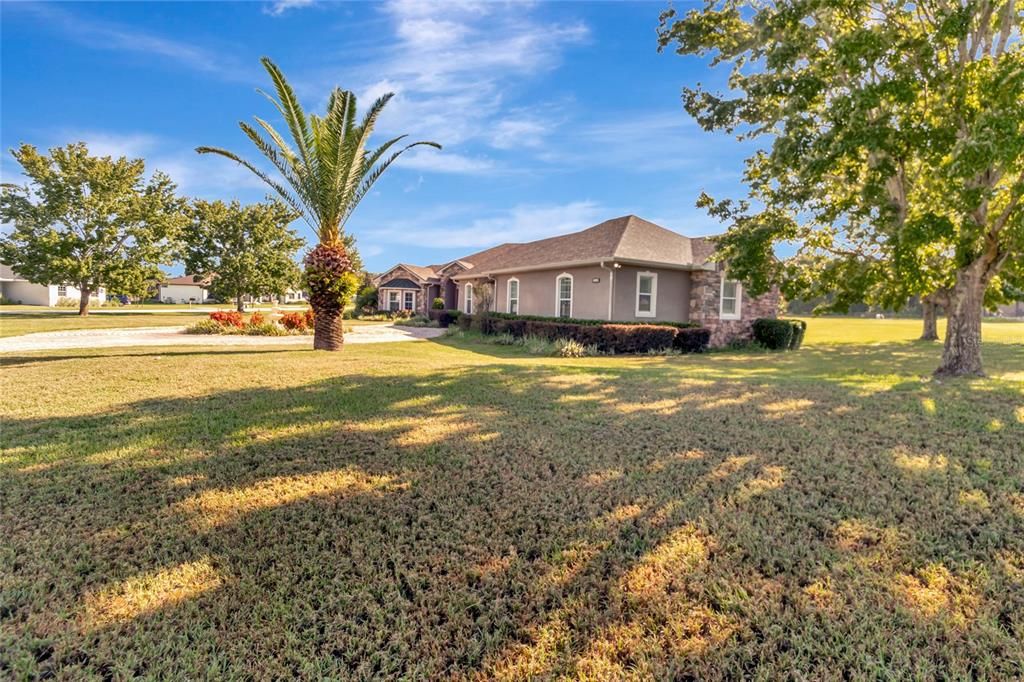 En Venta: $749,900 (4 camas, 3 baños, 3592 Pies cuadrados)