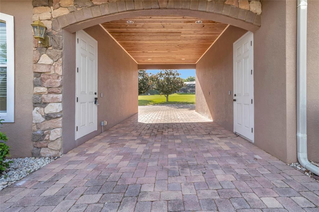 En Venta: $749,900 (4 camas, 3 baños, 3592 Pies cuadrados)